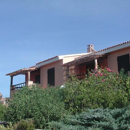 Residence Spiaggia Bianca Golfo Aranci Ngoại thất bức ảnh