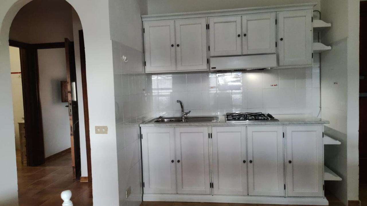 Residence Spiaggia Bianca Golfo Aranci Ngoại thất bức ảnh