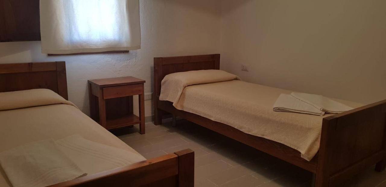Residence Spiaggia Bianca Golfo Aranci Ngoại thất bức ảnh