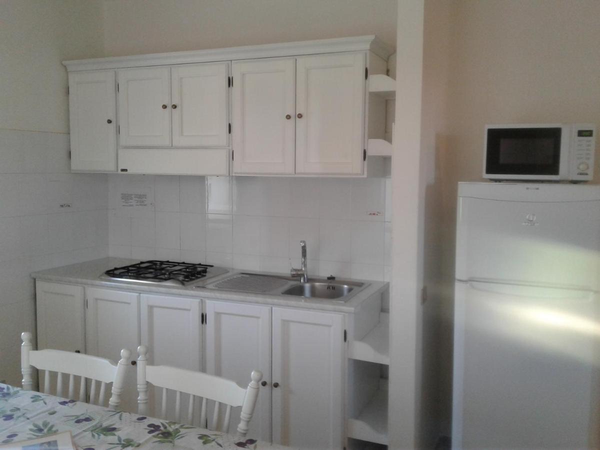 Residence Spiaggia Bianca Golfo Aranci Ngoại thất bức ảnh
