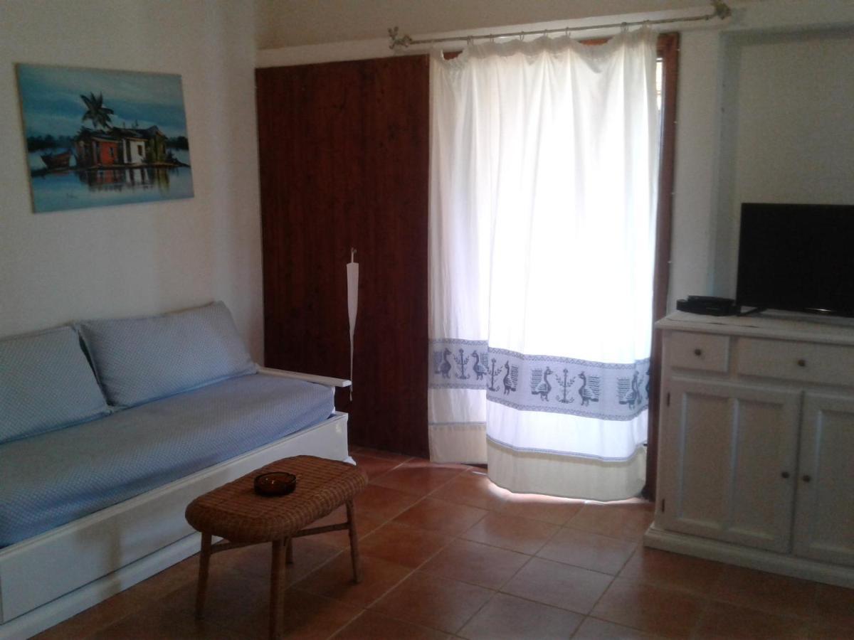 Residence Spiaggia Bianca Golfo Aranci Ngoại thất bức ảnh
