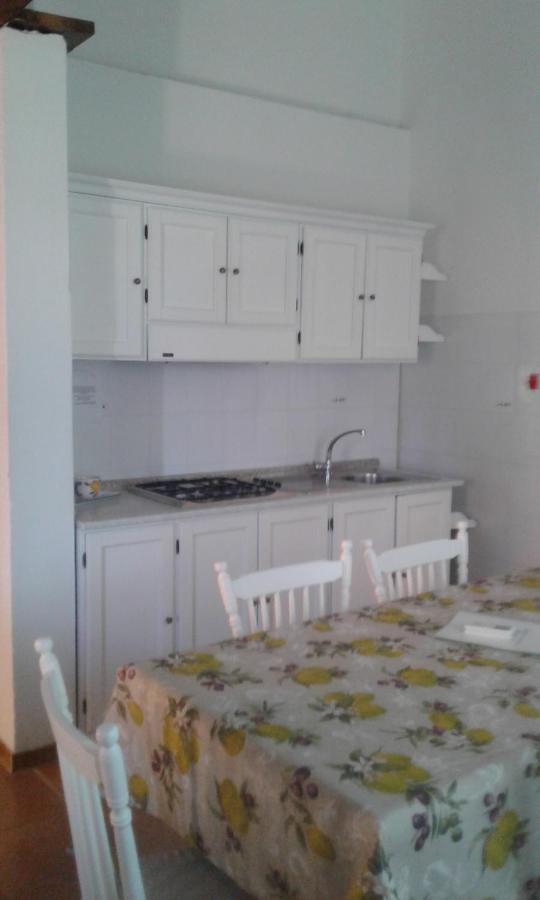 Residence Spiaggia Bianca Golfo Aranci Ngoại thất bức ảnh