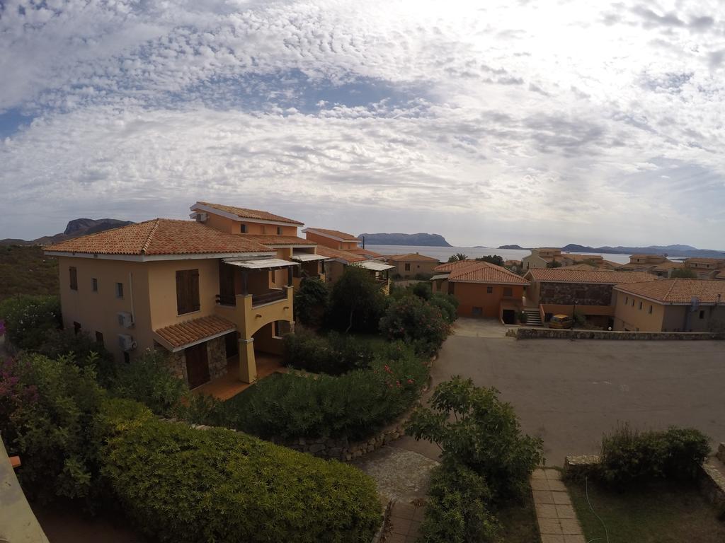 Residence Spiaggia Bianca Golfo Aranci Ngoại thất bức ảnh