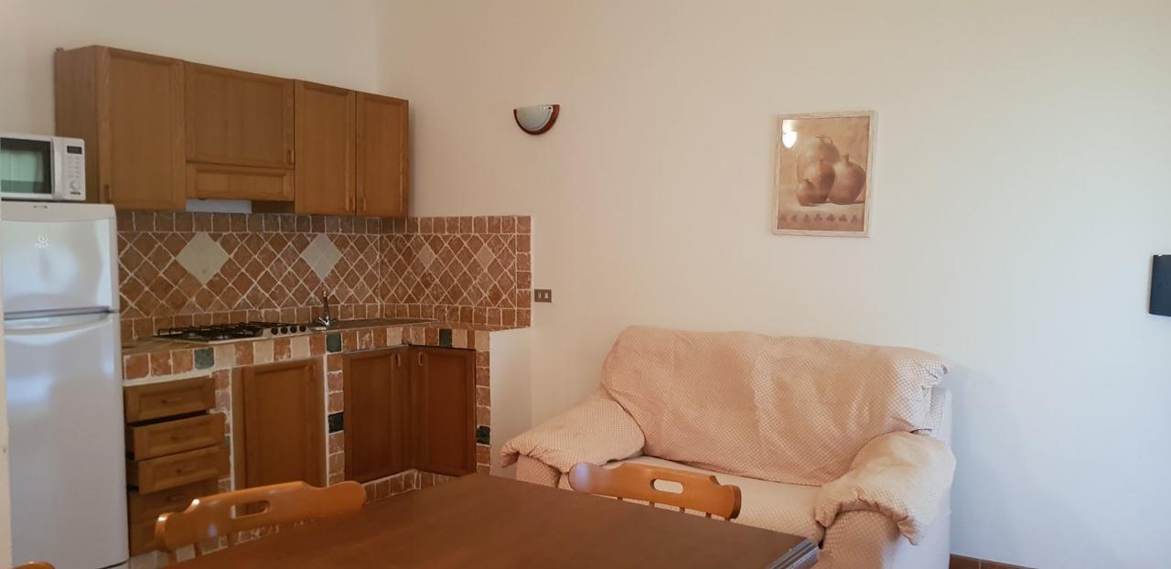 Residence Spiaggia Bianca Golfo Aranci Ngoại thất bức ảnh