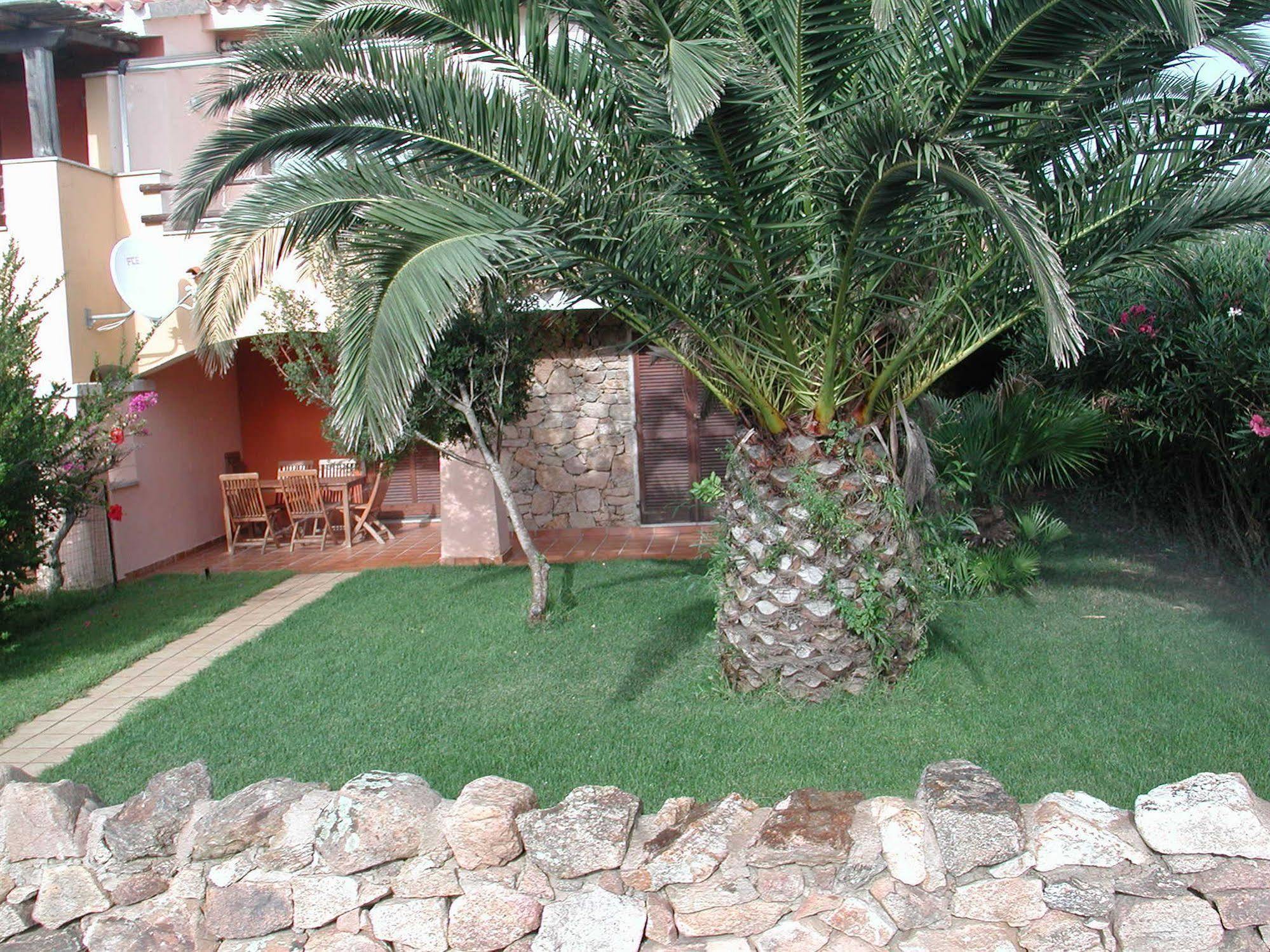 Residence Spiaggia Bianca Golfo Aranci Ngoại thất bức ảnh
